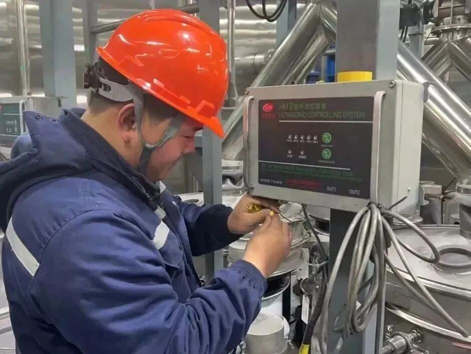 640VW2HK55E.jpg 640VW2HK55E.jpg